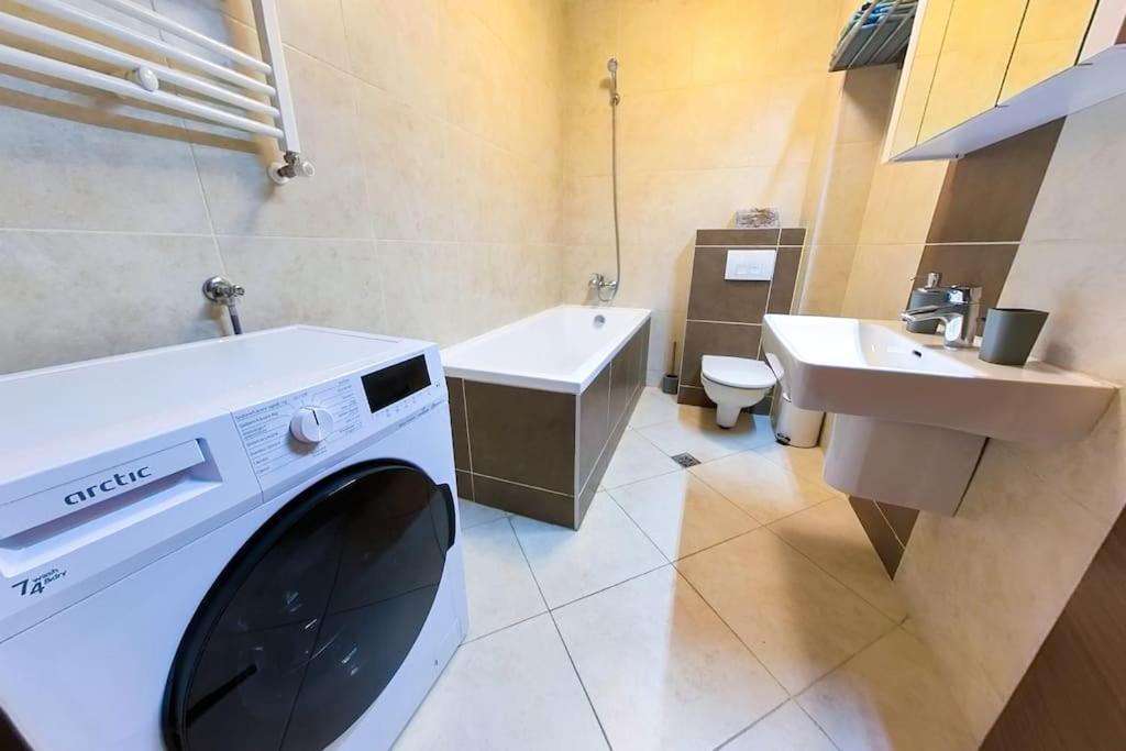 Bucharest Central D Apartment Esterno foto